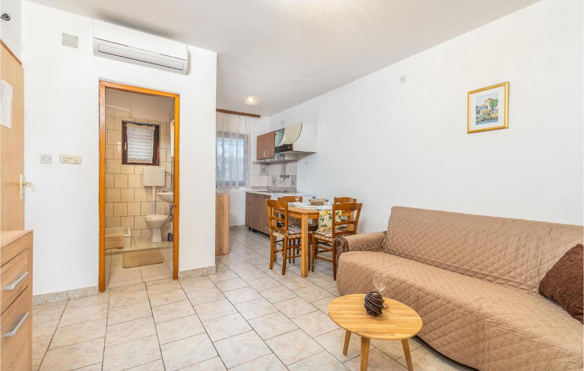 Gorgeous Apartment In Krk With Wifi Krk Town Zewnętrze zdjęcie